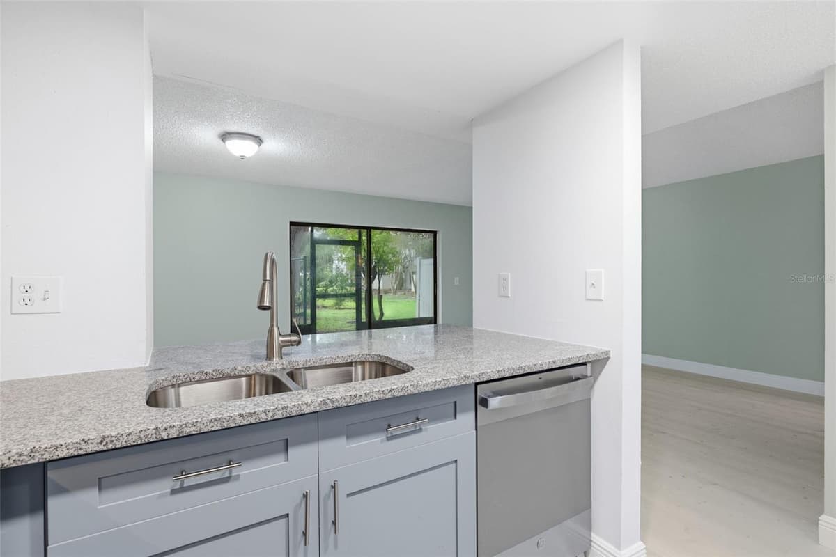 4873 PURITAN CIRCLE — photo 16 of 26