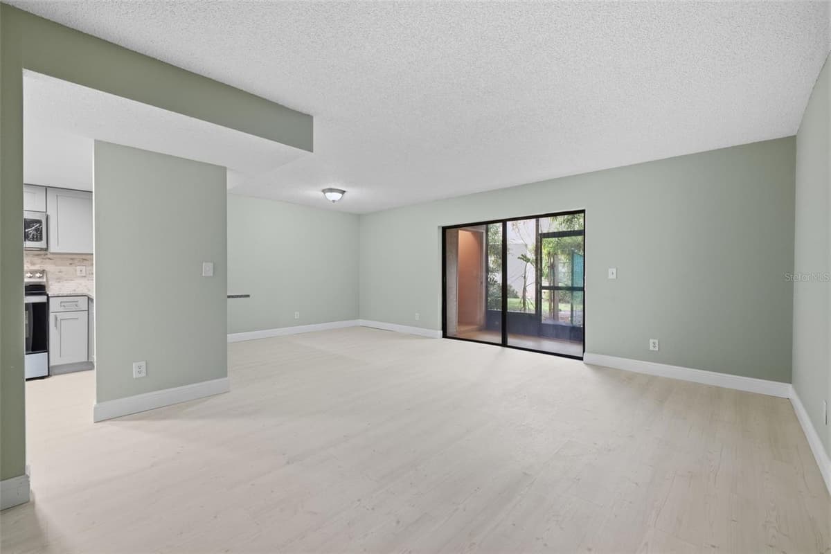 4873 PURITAN CIRCLE — photo 7 of 26