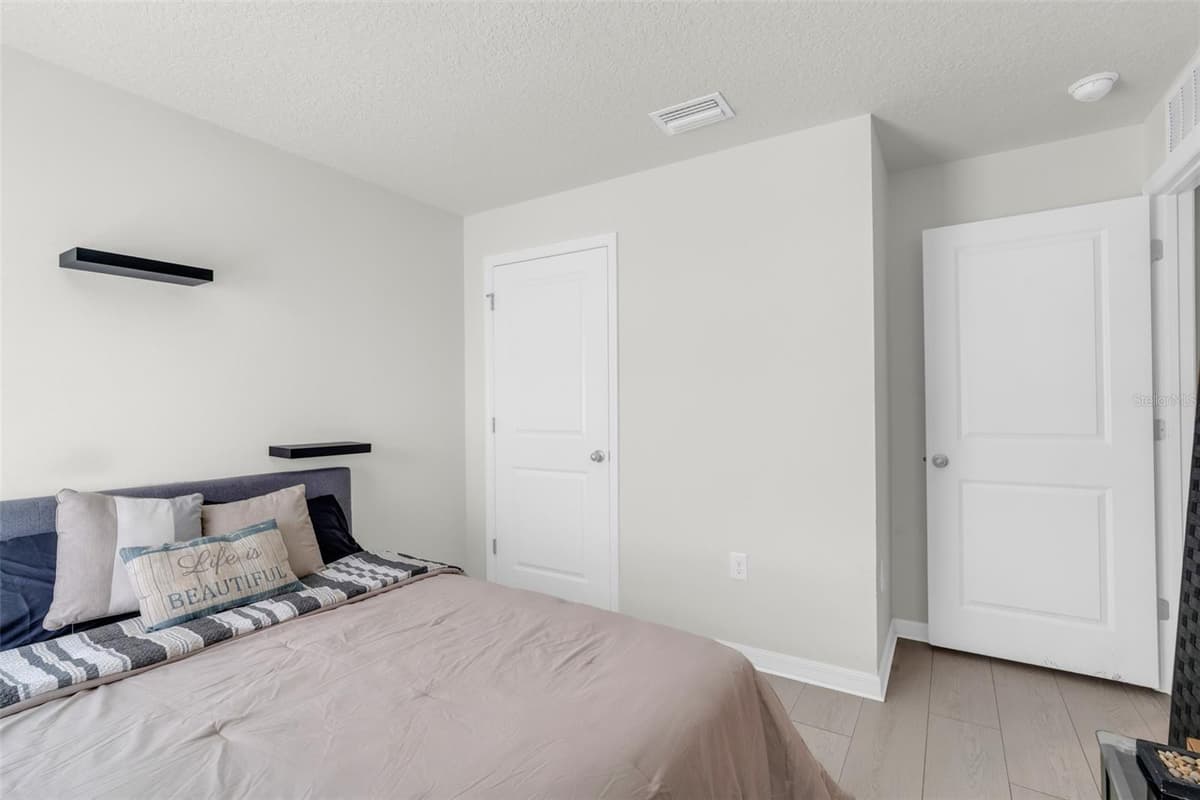 10463 BAYLOR DRIVE — photo 27 of 62