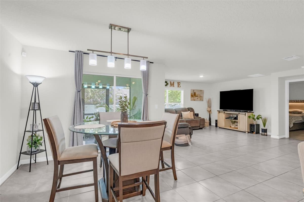 10463 BAYLOR DRIVE — photo 16 of 62
