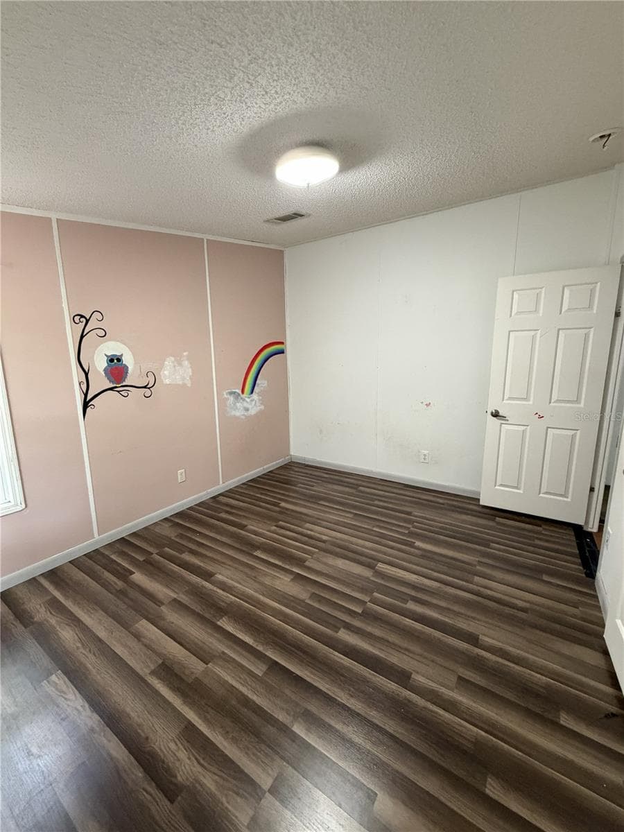 41527 PARADISE ROAD — photo 33 of 44
