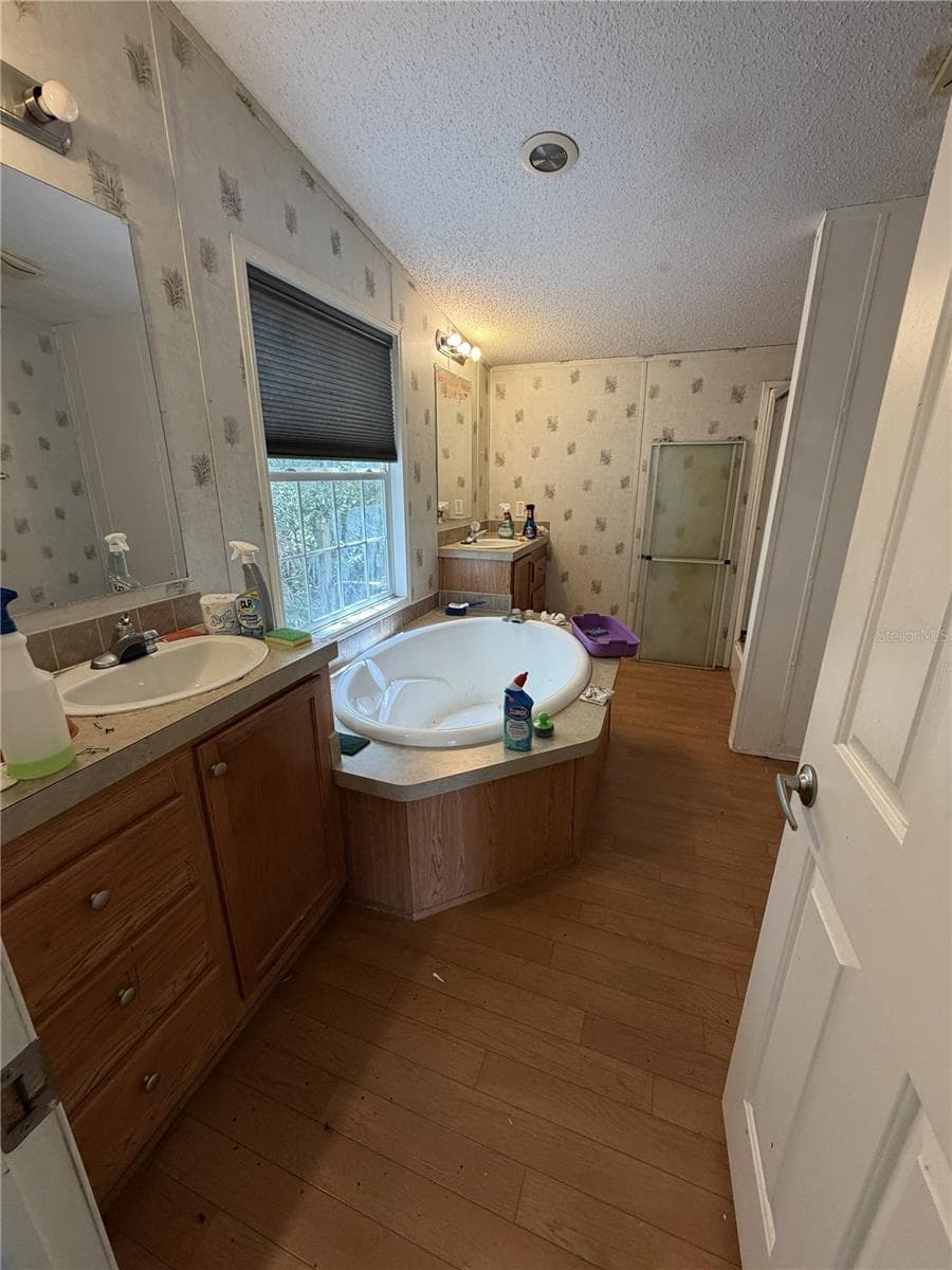 41527 PARADISE ROAD — photo 16 of 44