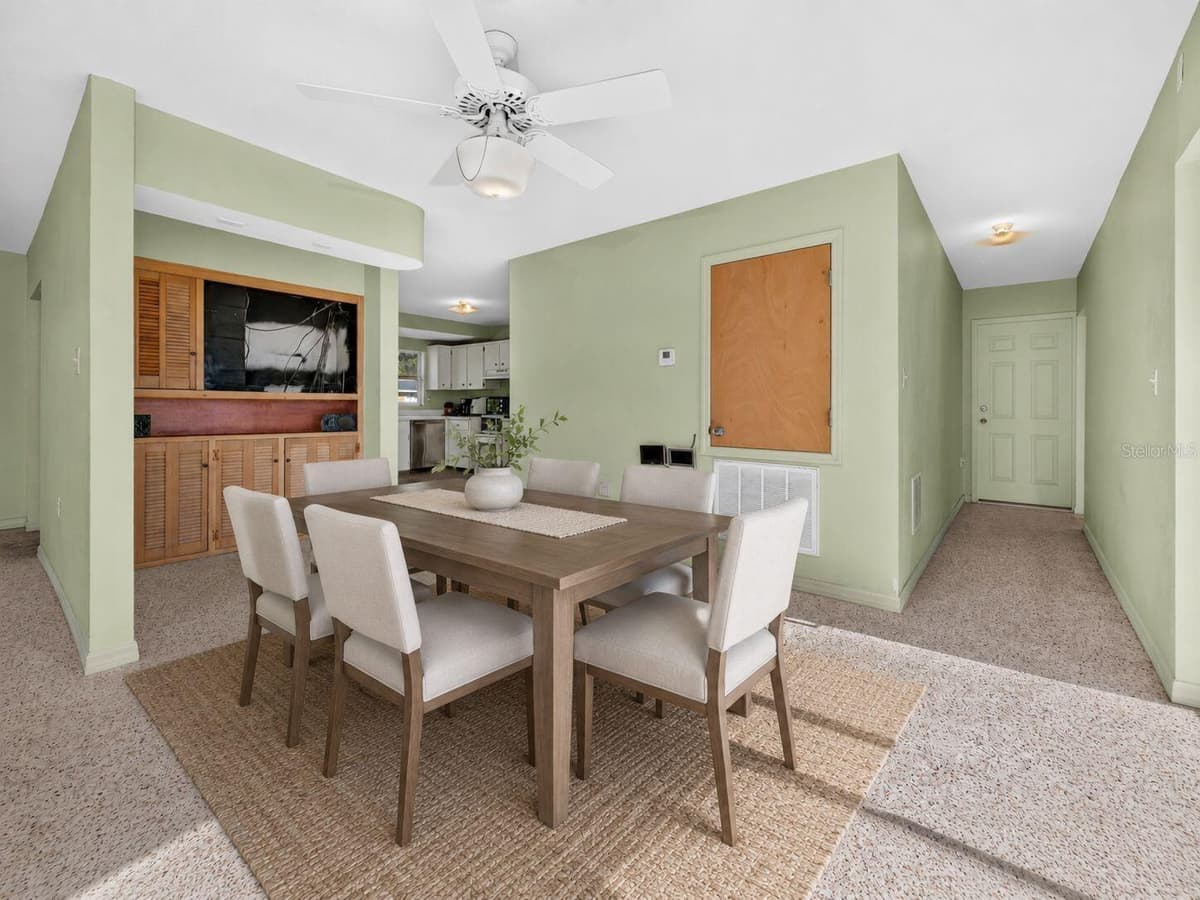 5701 PADGETT CIRCLE — photo 11 of 23