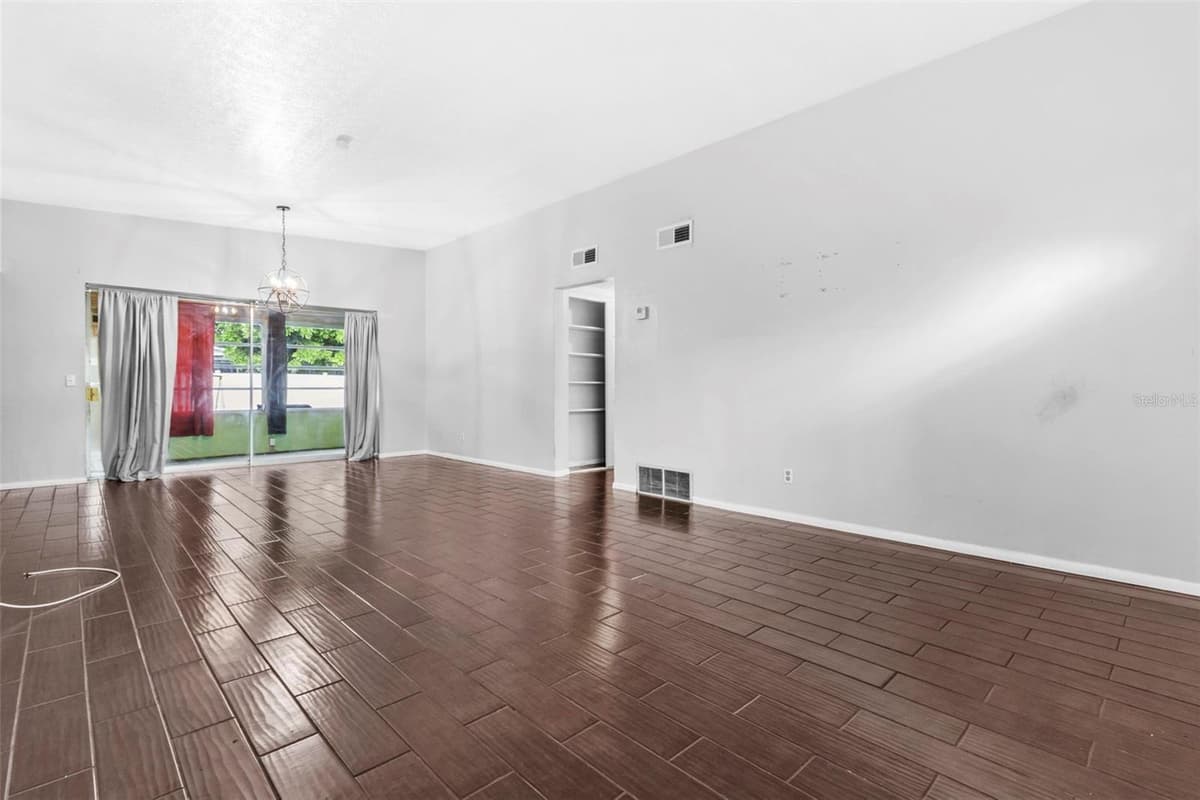 5711 21ST STREET — photo 8 of 26