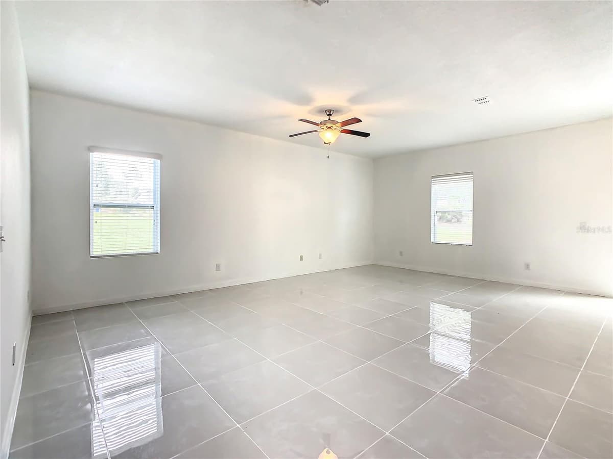 1025 MARGOT LANE — photo 14 of 48