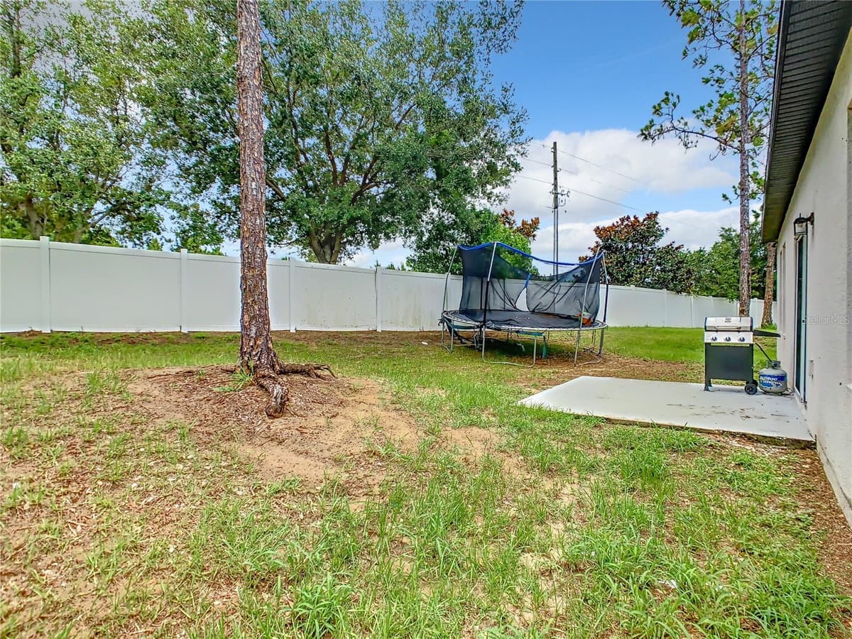 1025 MARGOT LANE — photo 39 of 48
