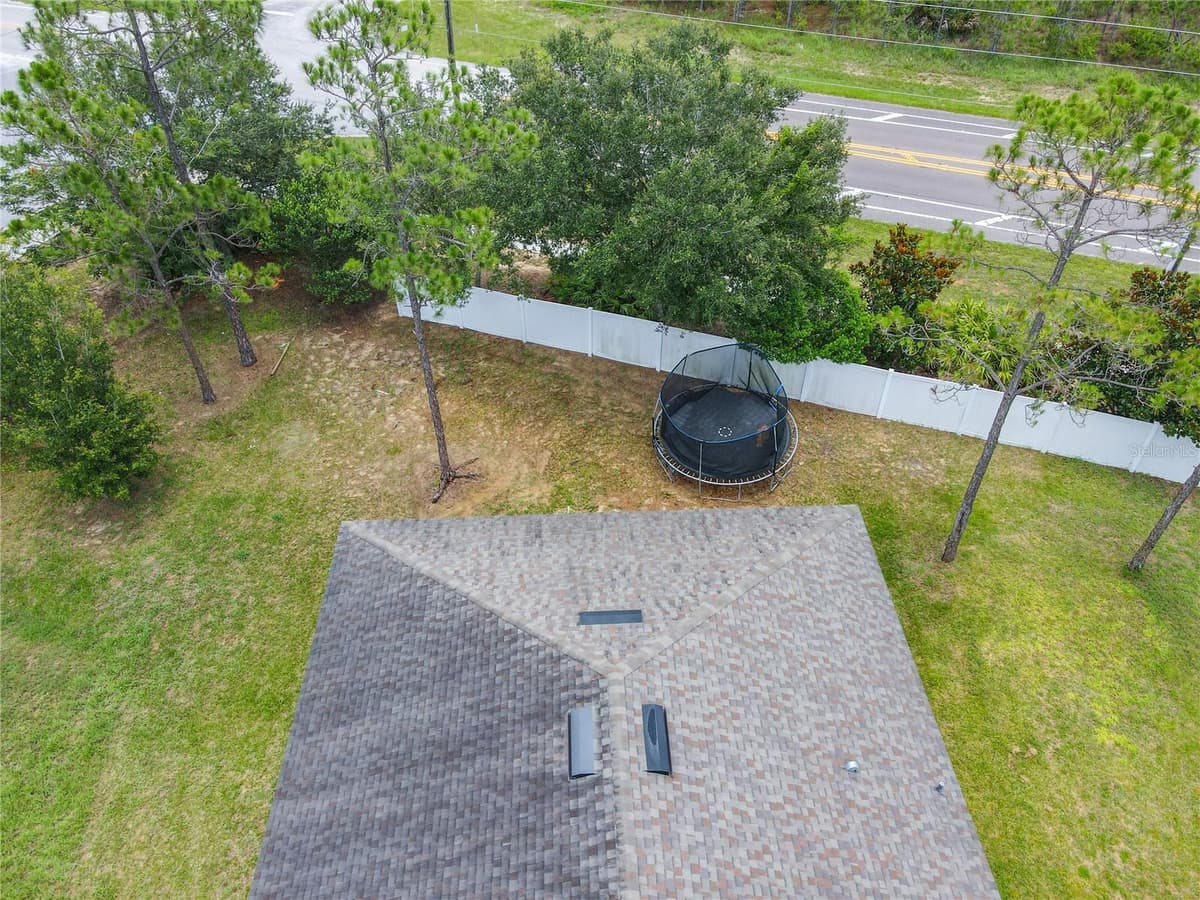 1025 MARGOT LANE — photo 40 of 48