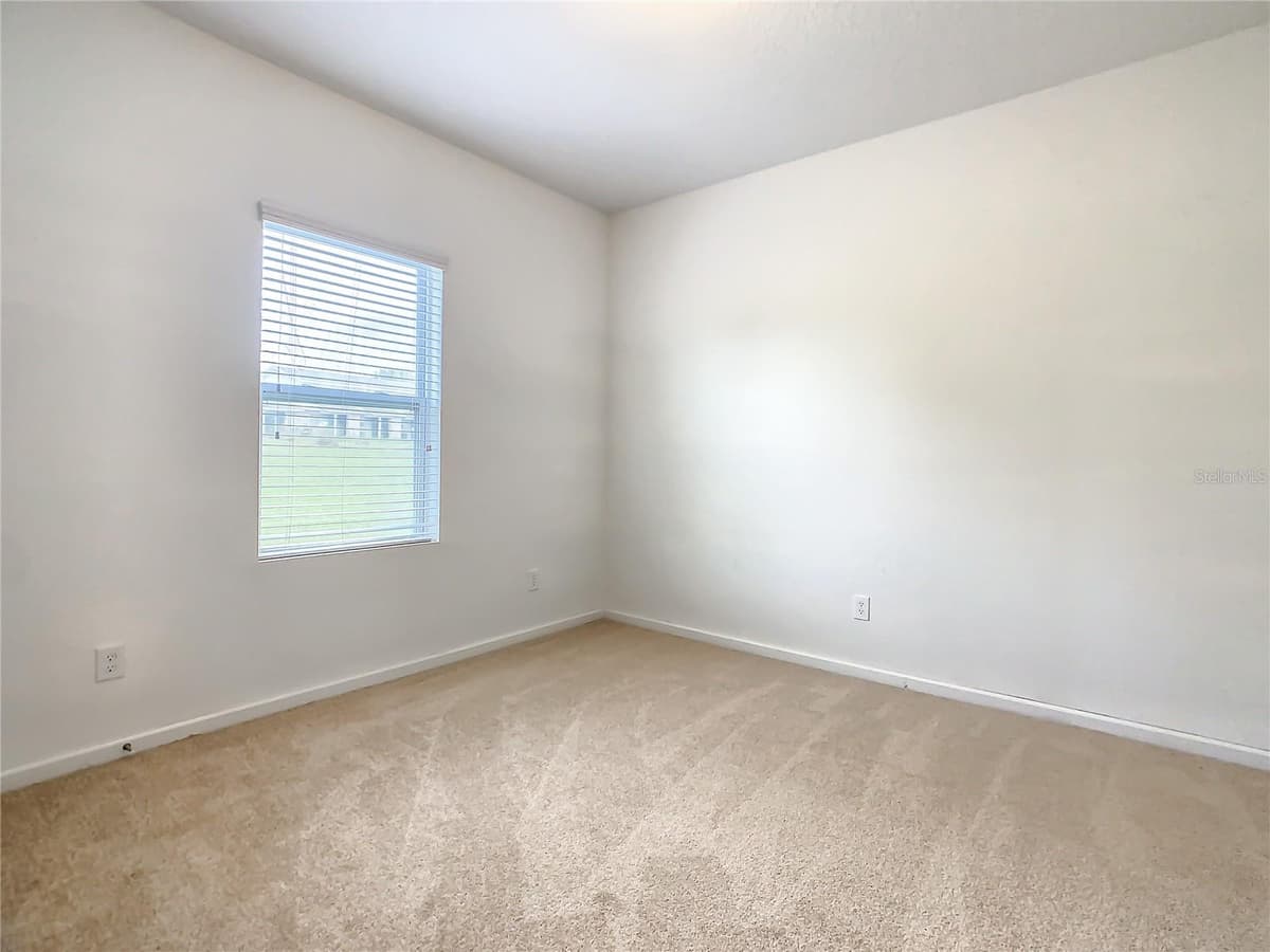 1025 MARGOT LANE — photo 24 of 48