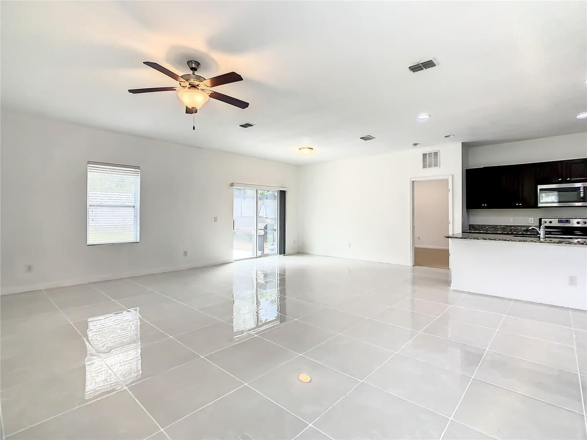 1025 MARGOT LANE — photo 13 of 48