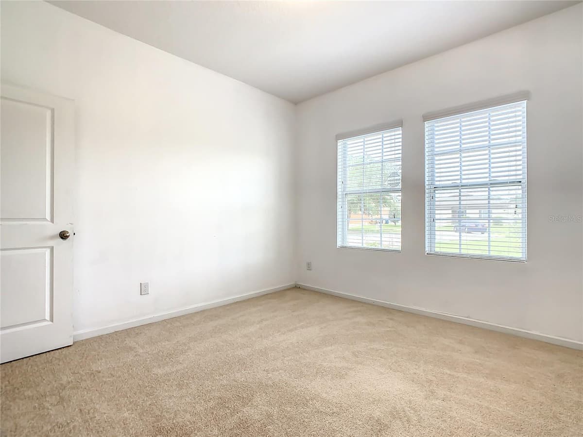 1025 MARGOT LANE — photo 17 of 48