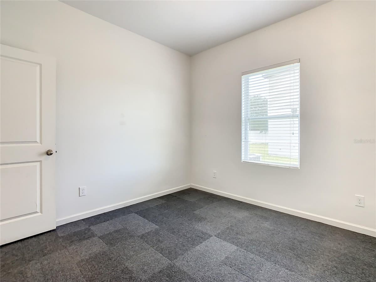 1025 MARGOT LANE — photo 20 of 48