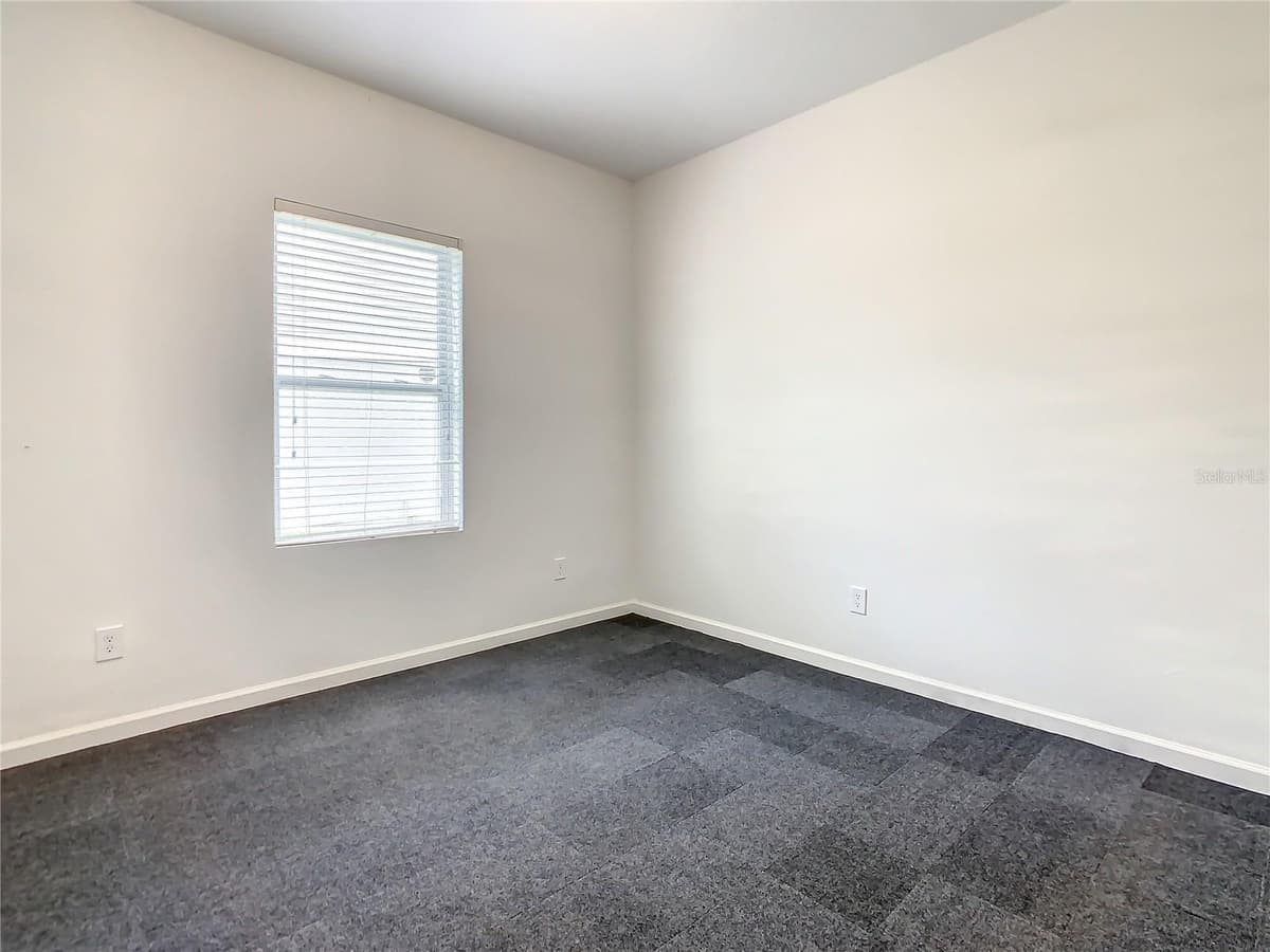 1025 MARGOT LANE — photo 21 of 48