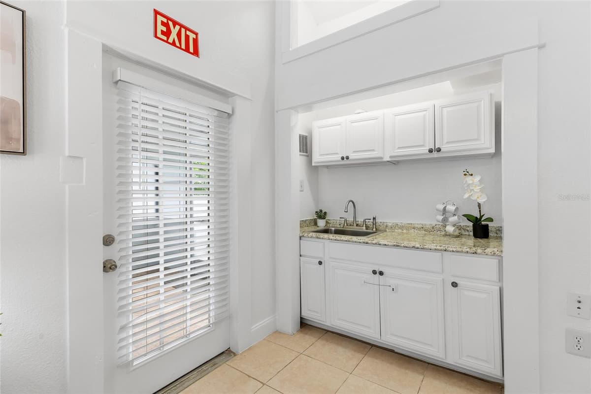 710 BROAD STREET — photo 26 of 42