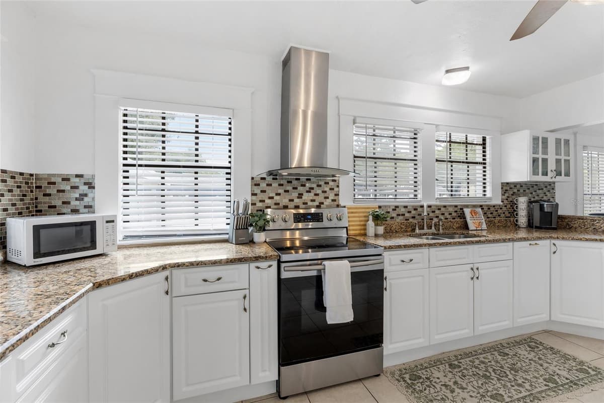 710 BROAD STREET — photo 12 of 42