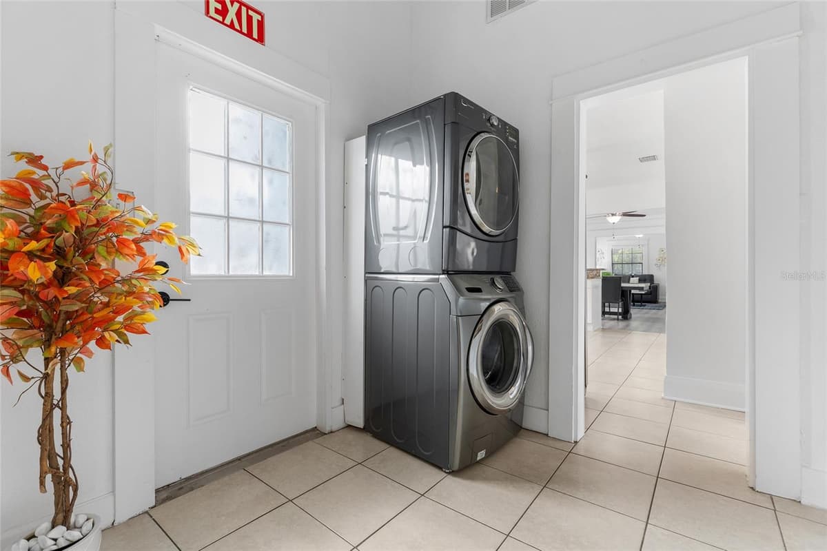 710 BROAD STREET — photo 21 of 42