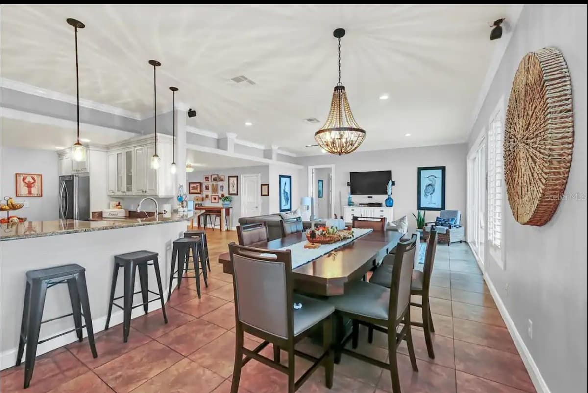 514 HILLSIDE DRIVE — photo 30 of 70
