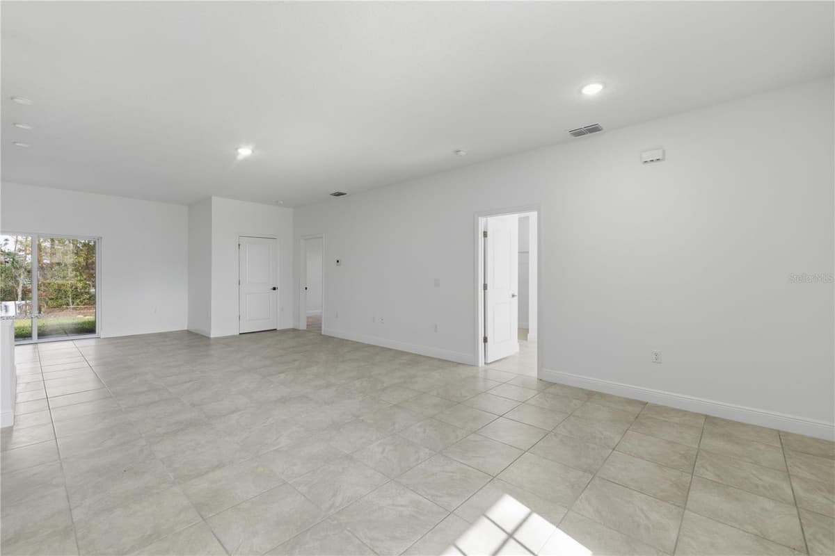 15322 50TH COURT ROAD — photo 3 of 21