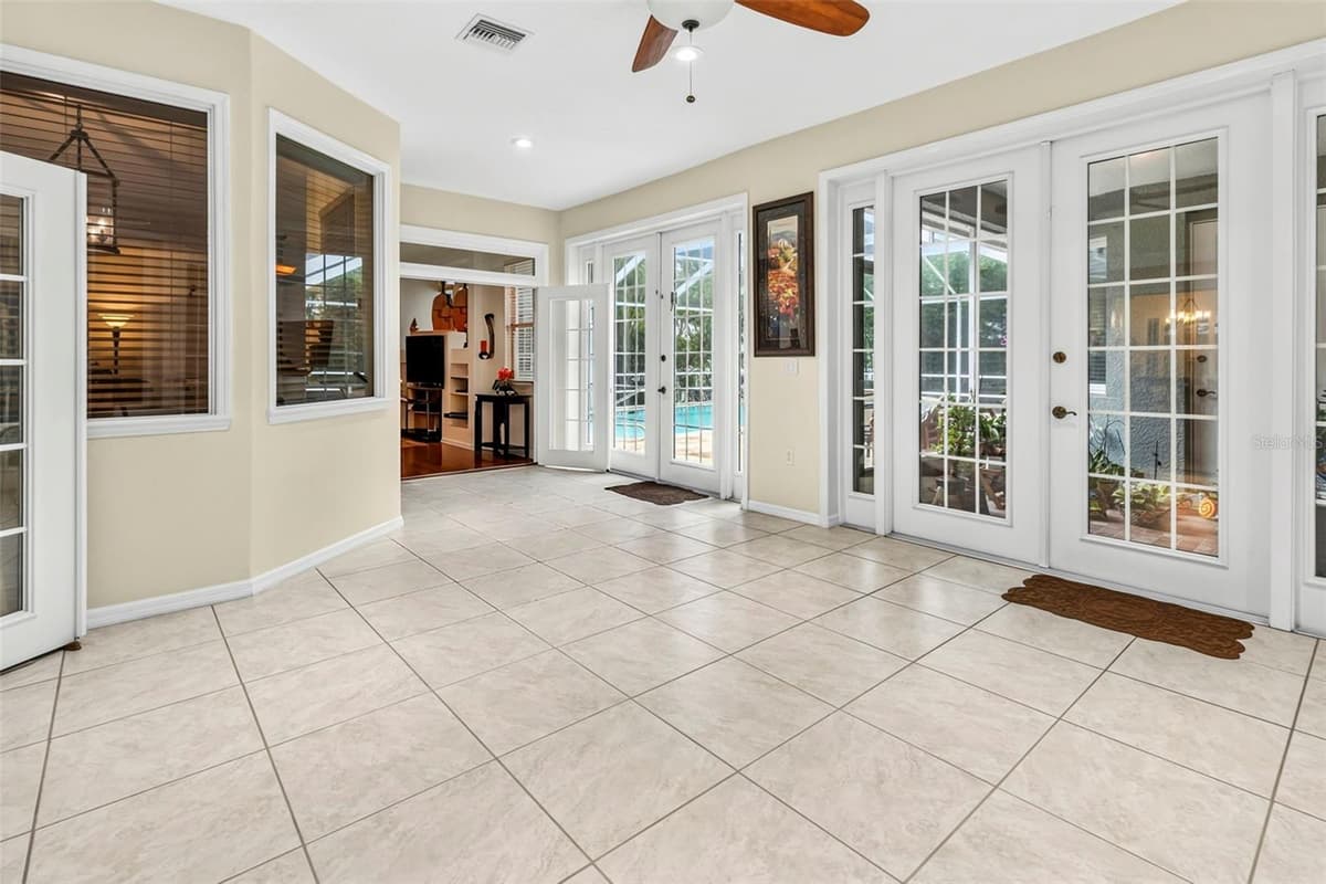 28 CAMELOT RIDGE DRIVE — photo 44 of 67