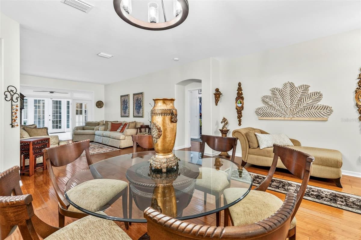 28 CAMELOT RIDGE DRIVE — photo 17 of 67