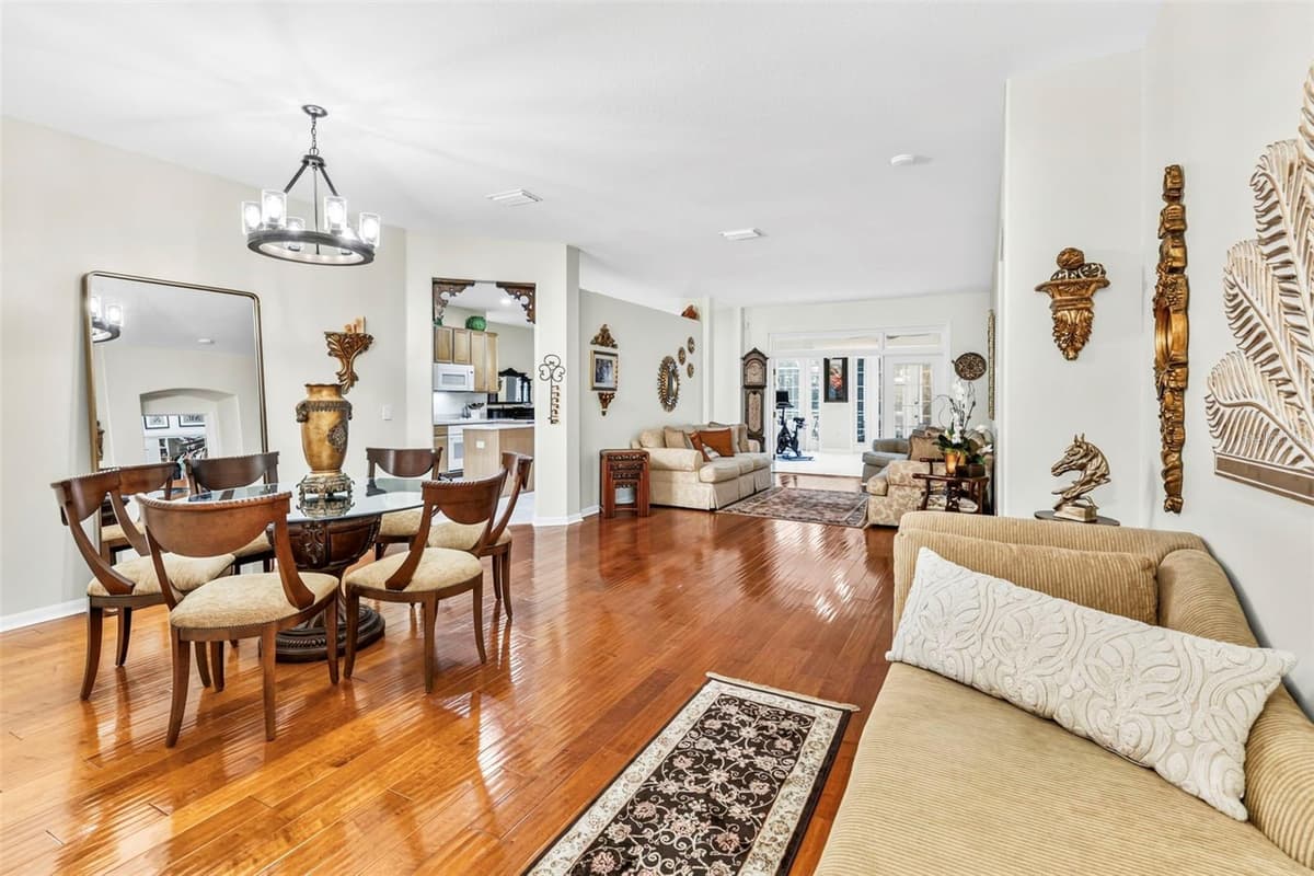 28 CAMELOT RIDGE DRIVE — photo 10 of 67