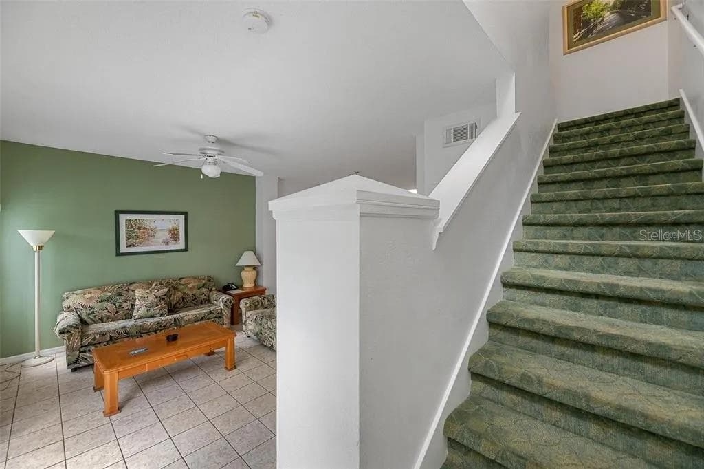 1055 PARK RIDGE CIRCLE — photo 9 of 33