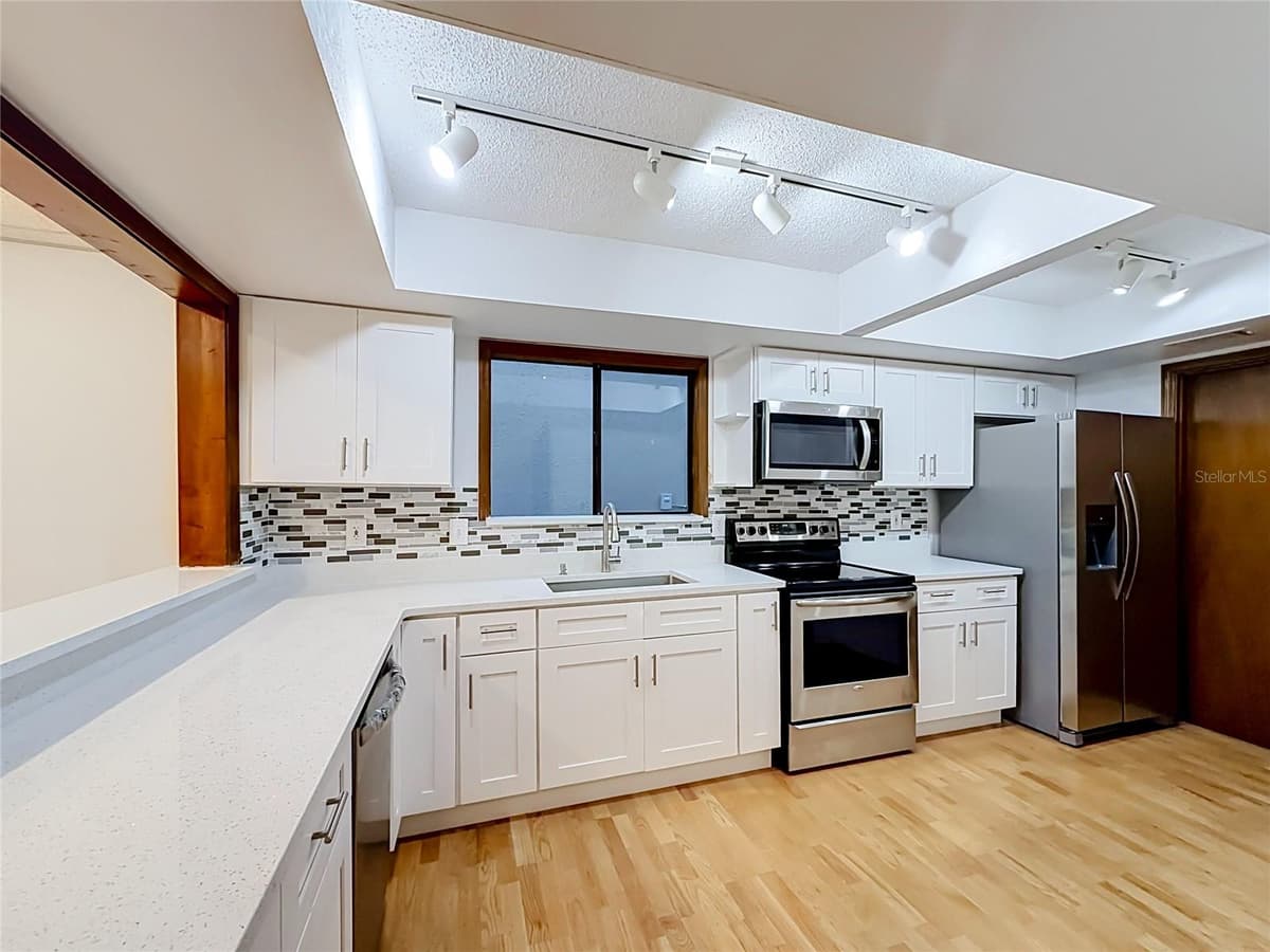 662 NIGHTHAWK CIRCLE — photo 14 of 42
