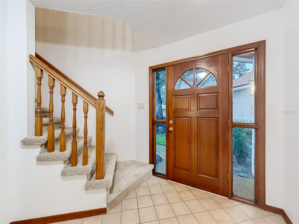 662 NIGHTHAWK CIRCLE — photo 4 of 42