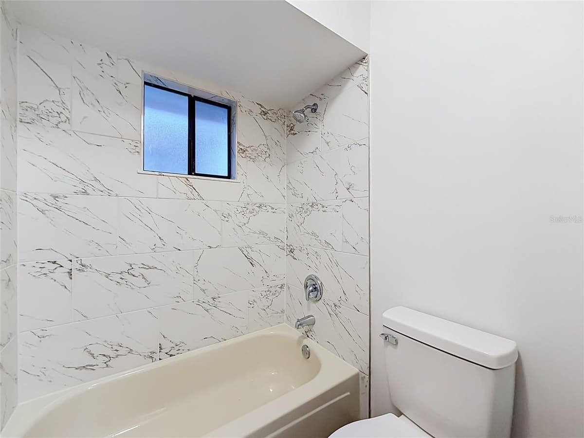 662 NIGHTHAWK CIRCLE — photo 37 of 42
