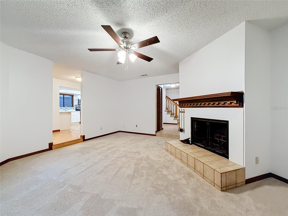 662 NIGHTHAWK CIRCLE — photo 9 of 42