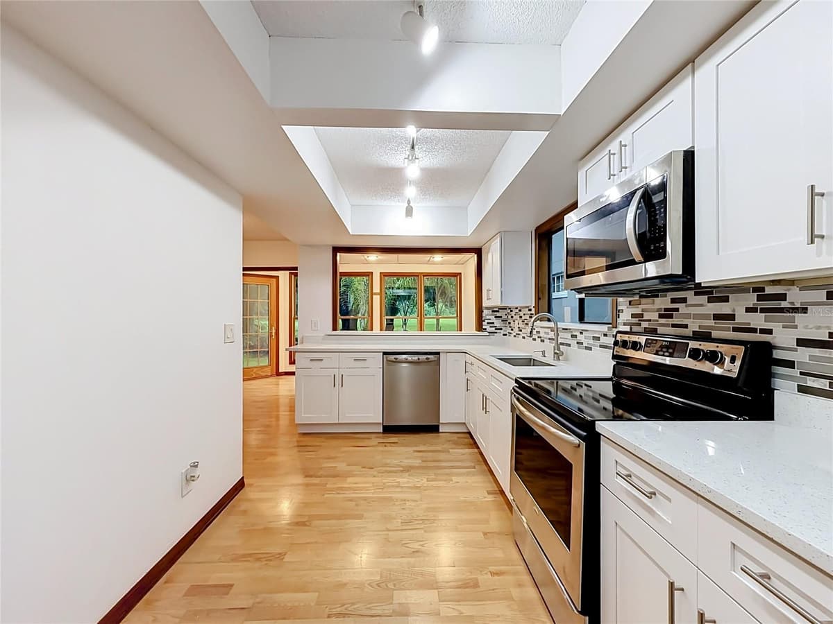 662 NIGHTHAWK CIRCLE — photo 16 of 42