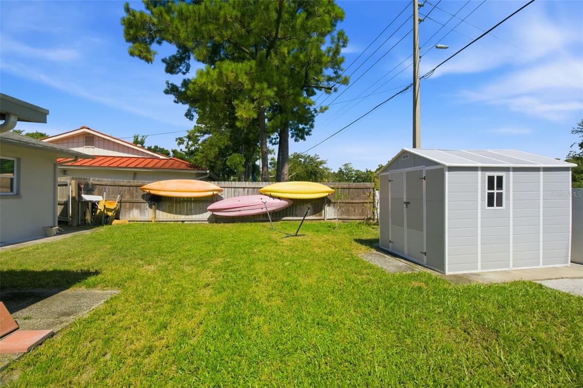 7907 DEER FOOT DRIVE — photo 27 of 32