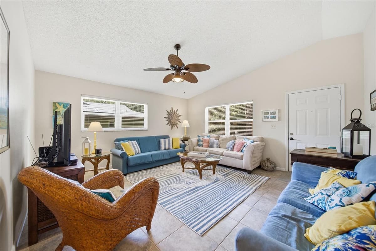 1140 DR ML KING JR STREET — photo 6 of 32