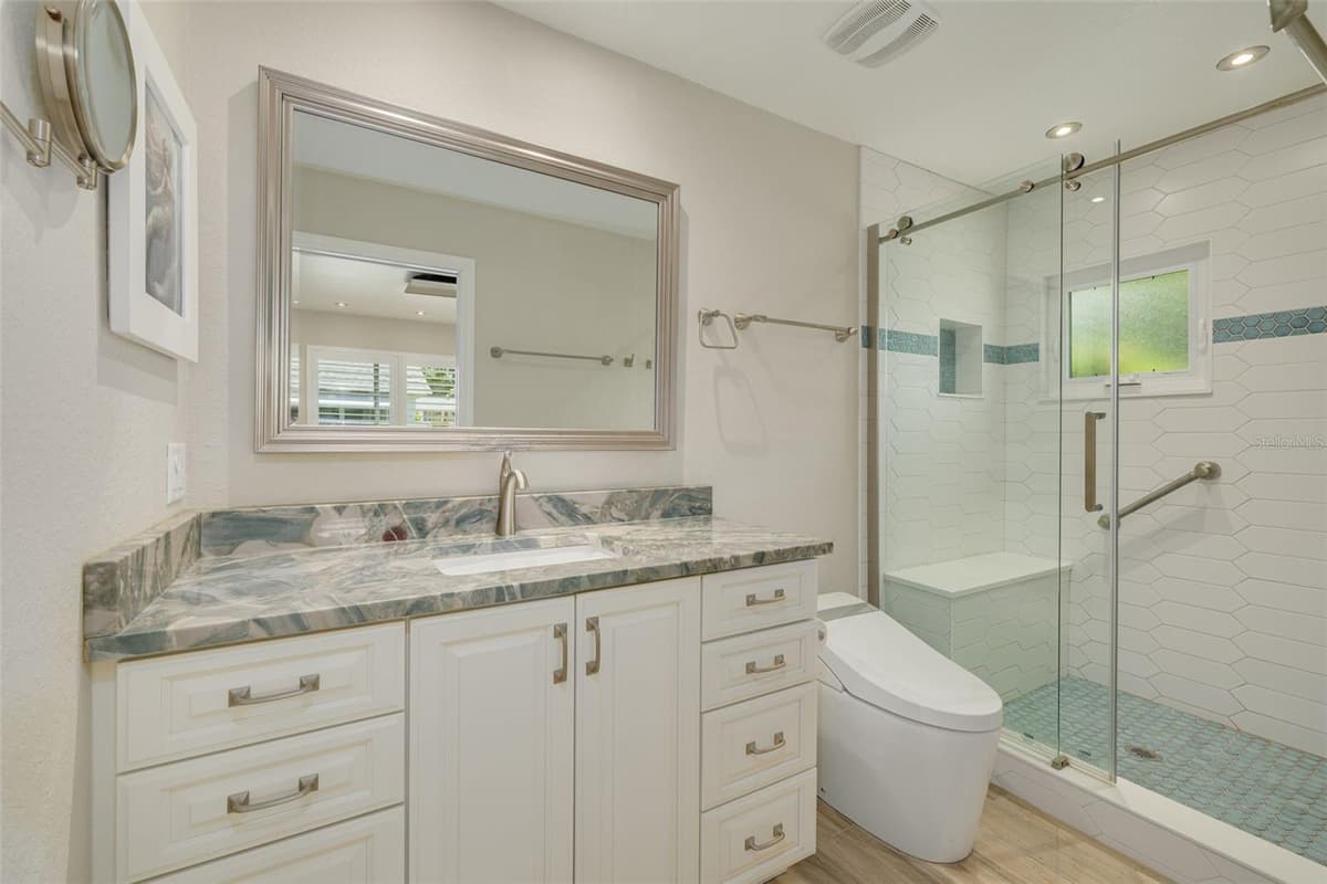 908 CARA DRIVE — photo 26 of 31