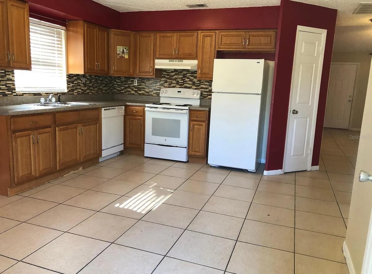 787 LINCOLN PARKWAY — photo 18 of 26