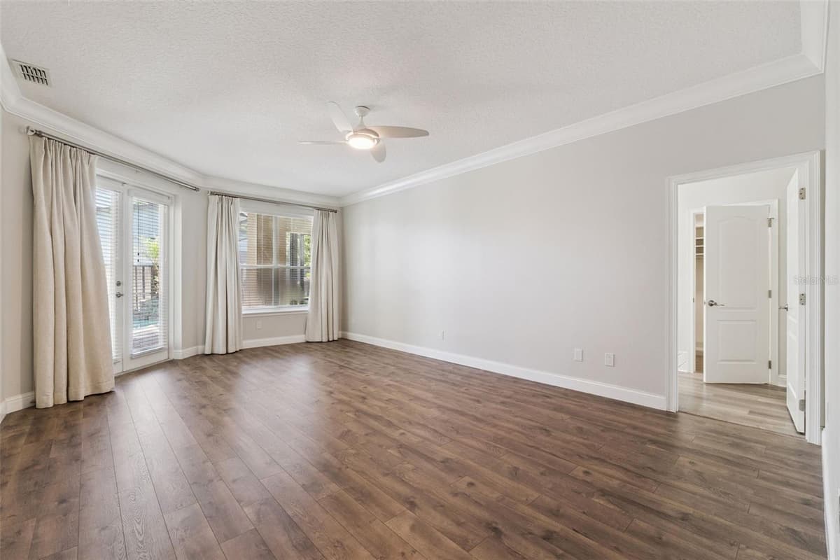 457 CHINAHILL COURT — photo 24 of 56