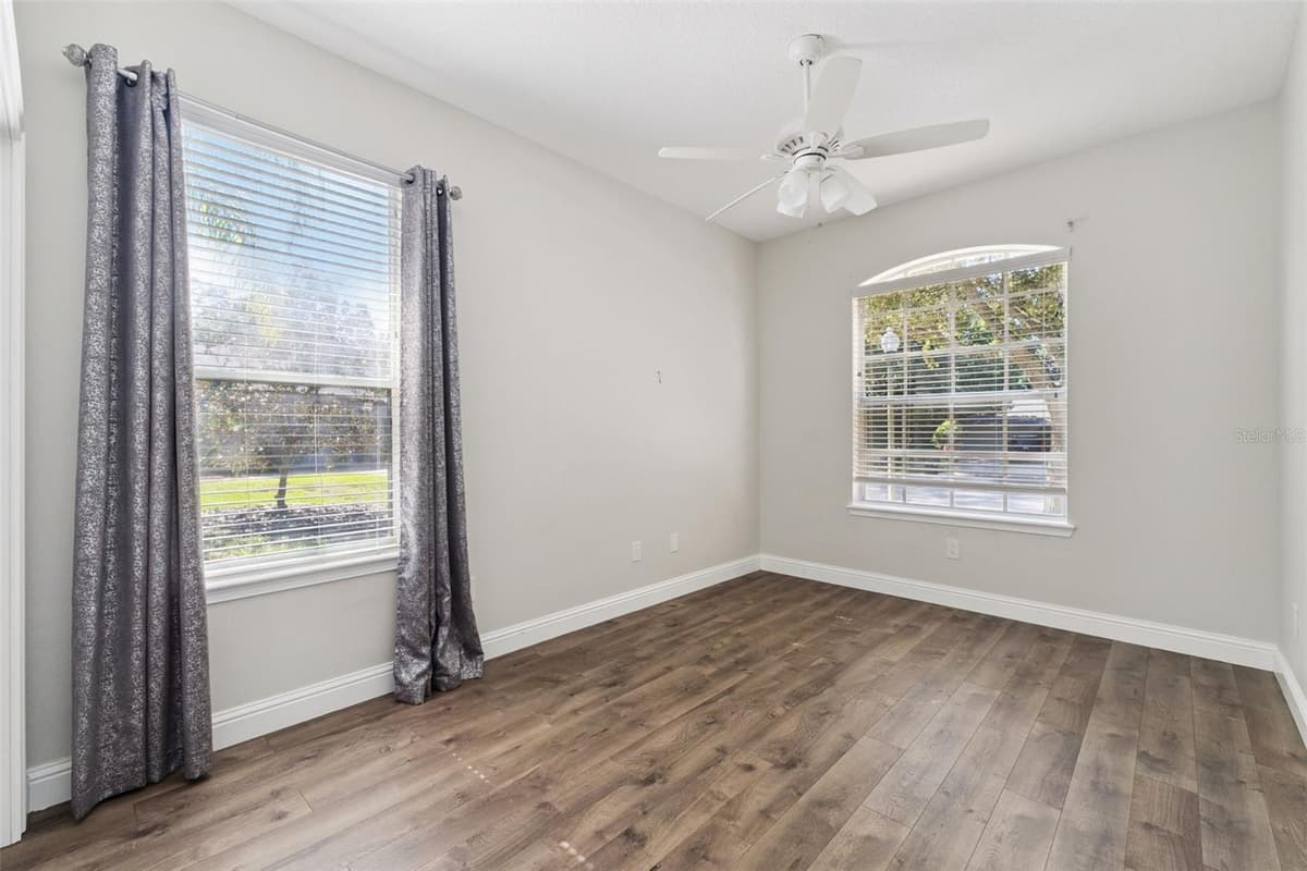 457 CHINAHILL COURT — photo 39 of 56