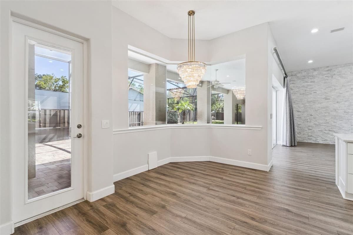 457 CHINAHILL COURT — photo 20 of 56