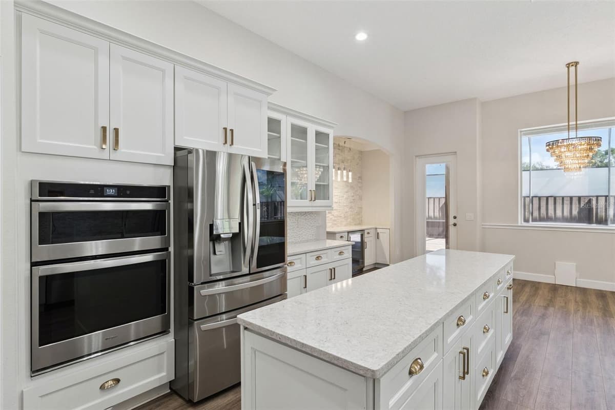 457 CHINAHILL COURT — photo 17 of 56