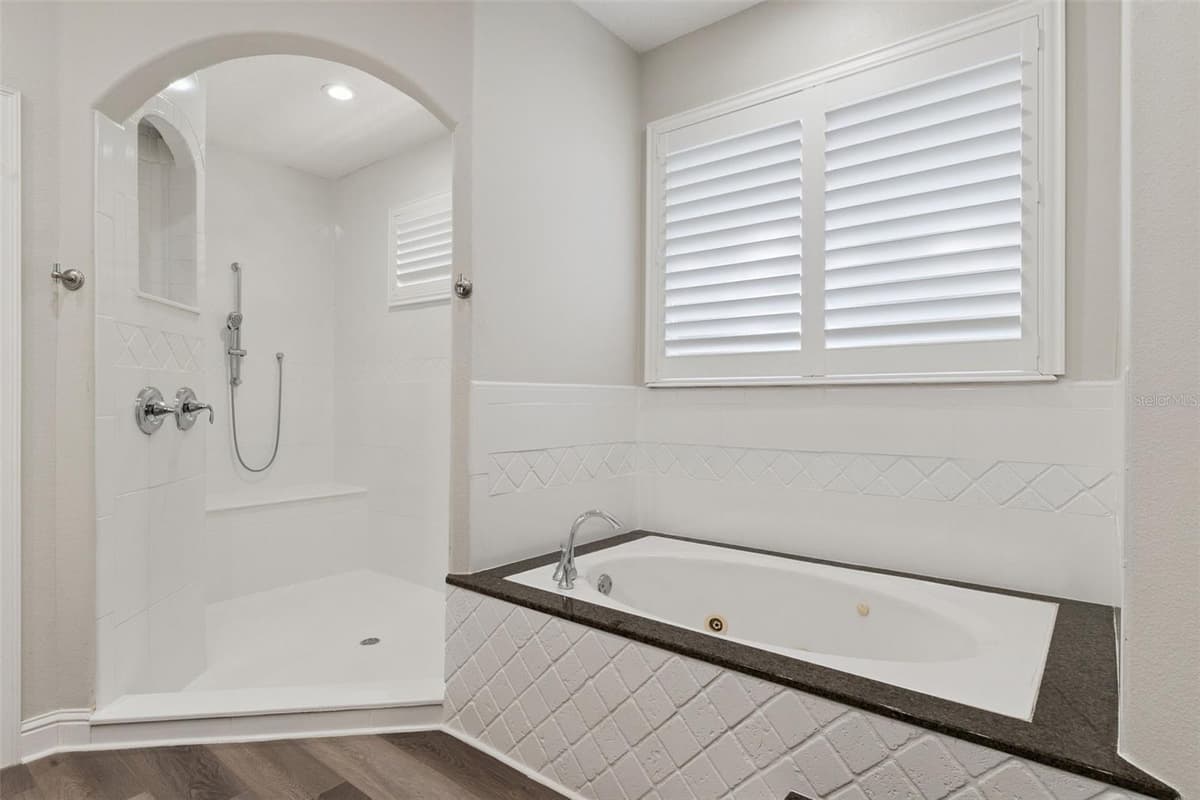 457 CHINAHILL COURT — photo 27 of 56