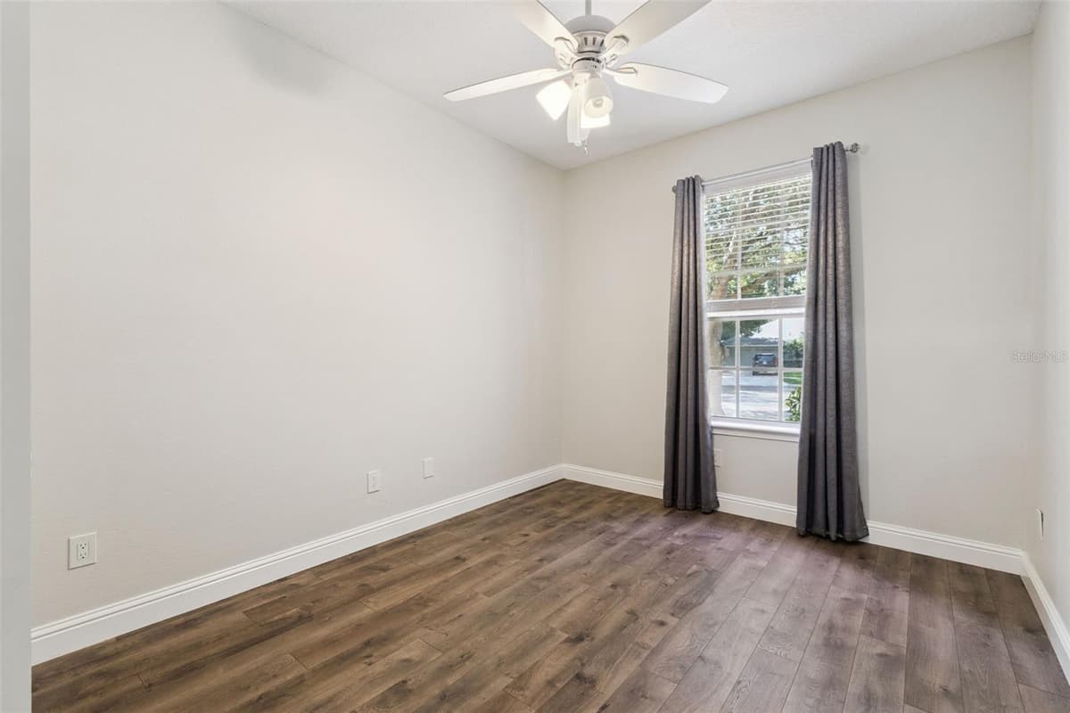 457 CHINAHILL COURT — photo 32 of 56