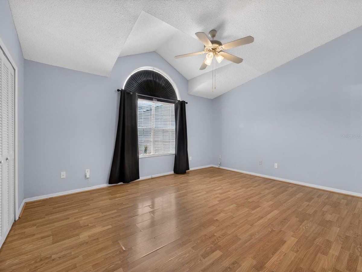 958 SYKES COURT — photo 16 of 34