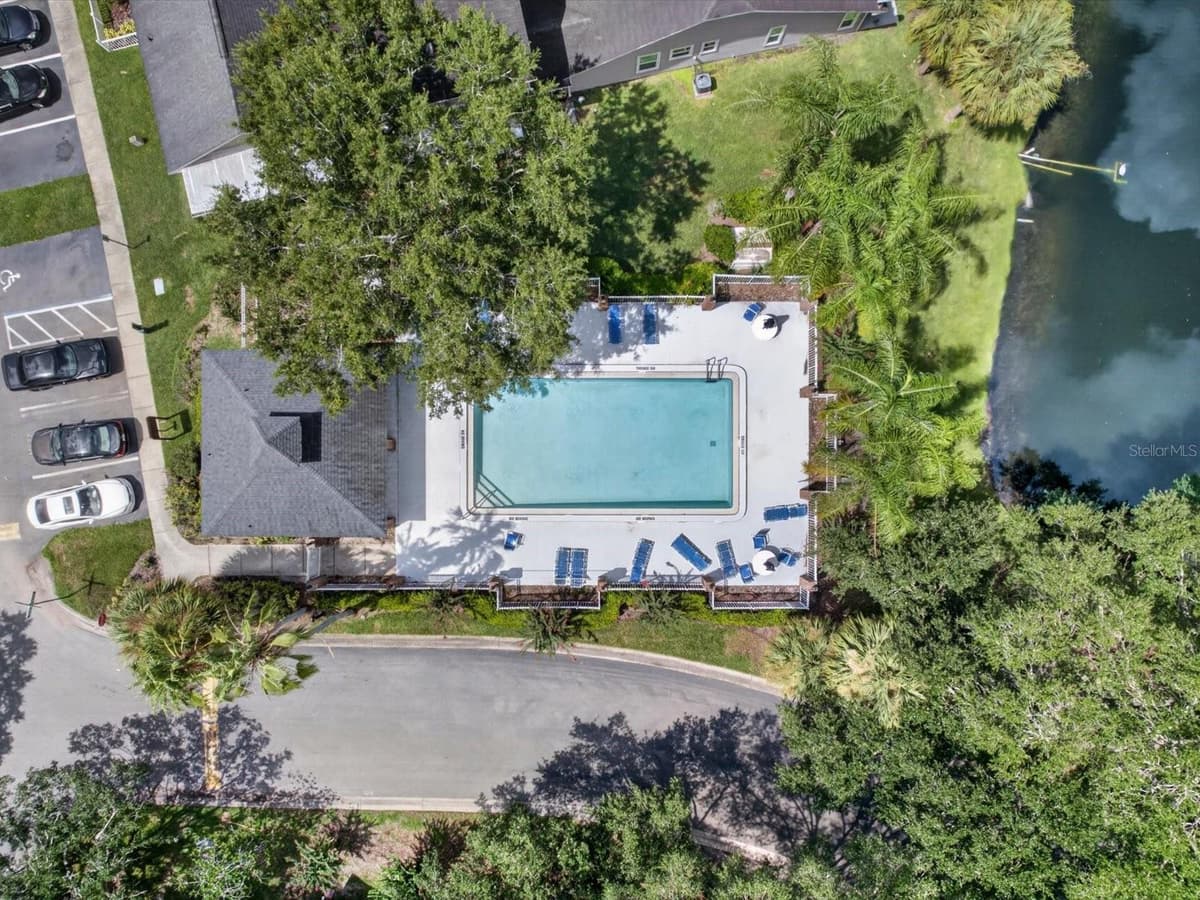 958 SYKES COURT — photo 31 of 34
