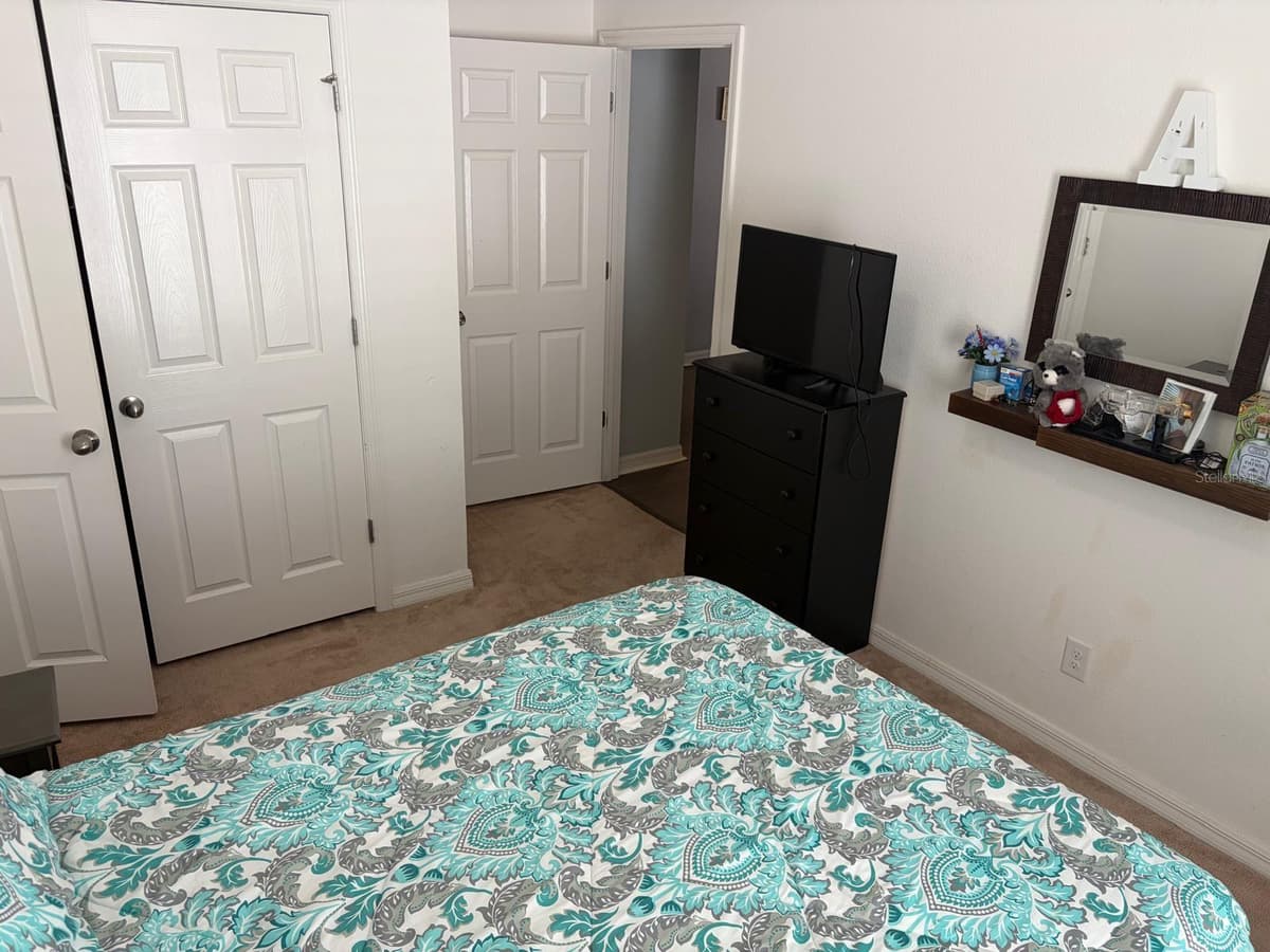 272 SPARROW HAWK DRIVE — photo 20 of 52