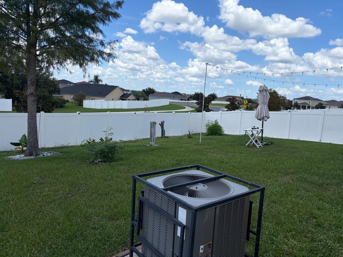 272 SPARROW HAWK DRIVE — photo 43 of 52