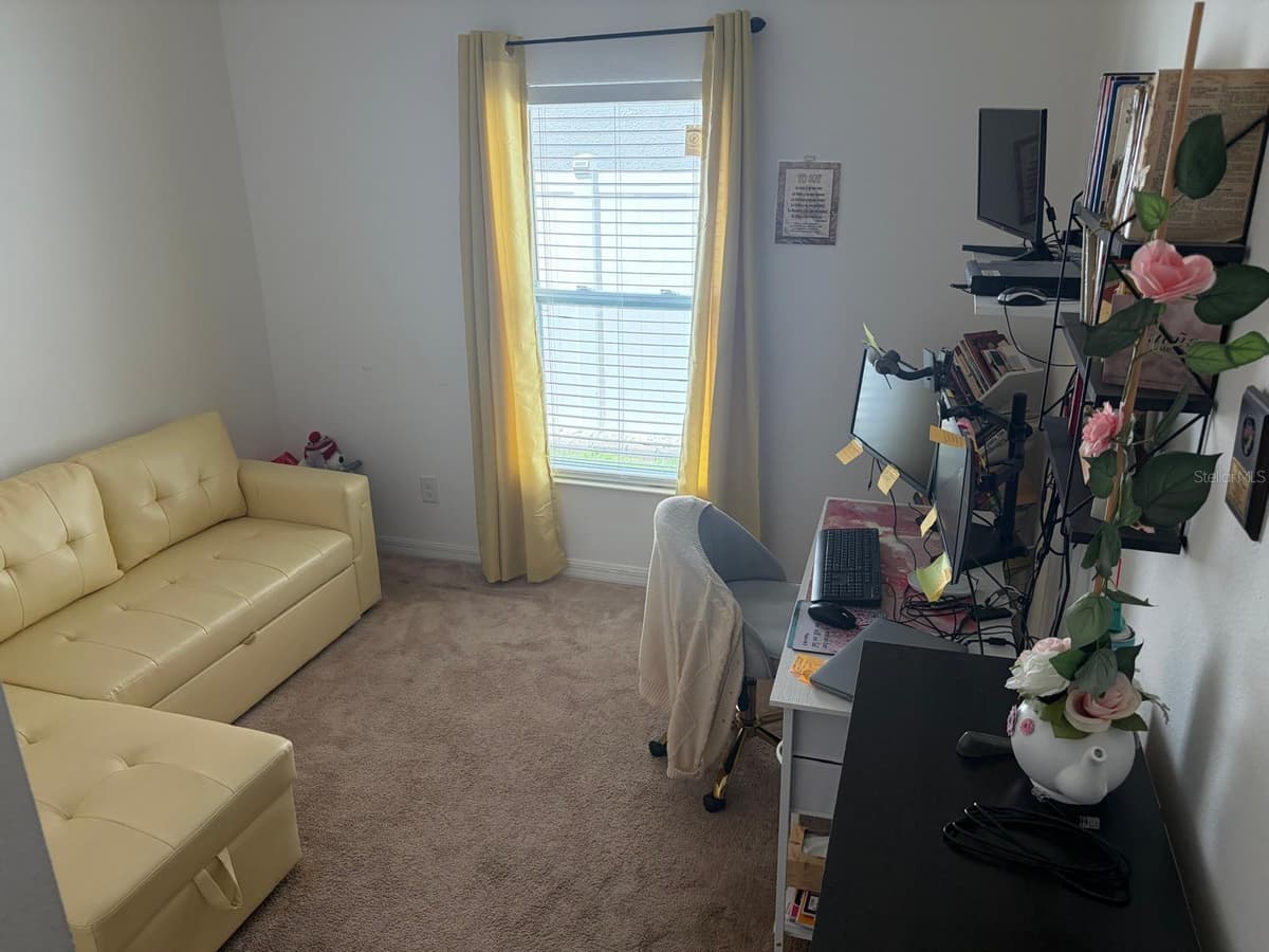 272 SPARROW HAWK DRIVE — photo 18 of 52