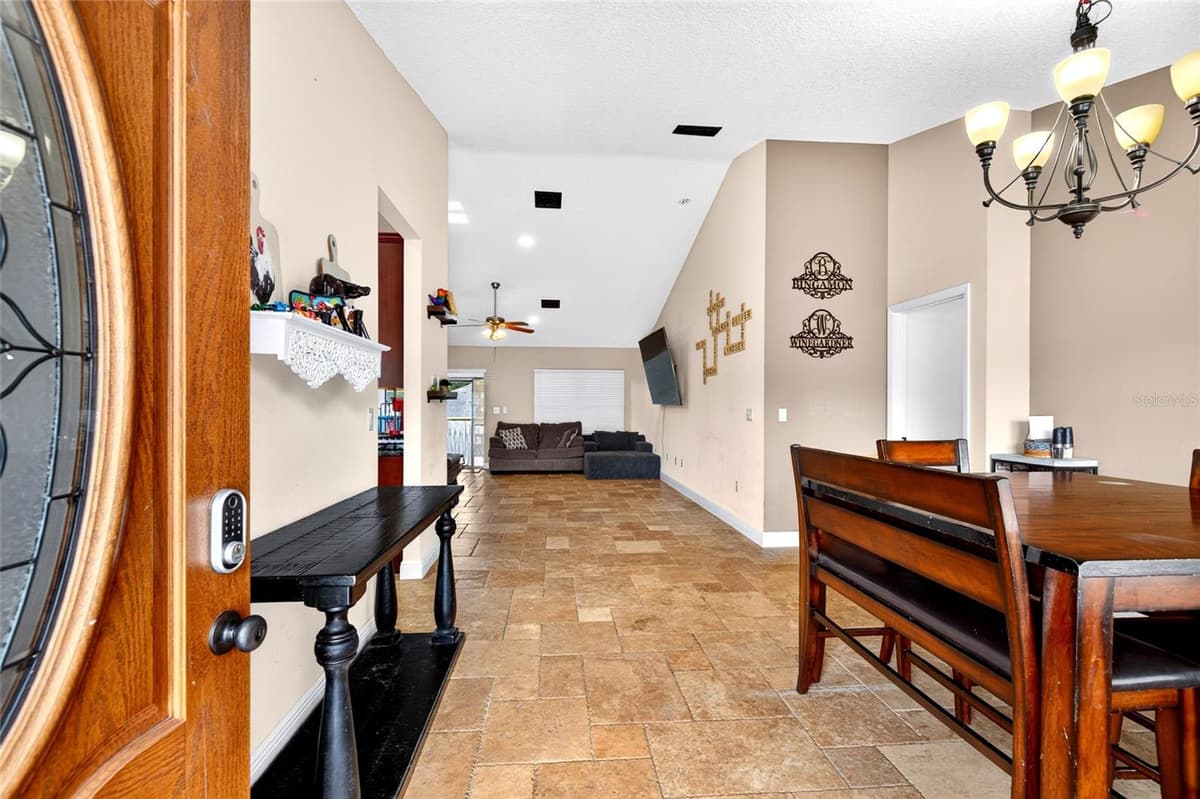 16362 81ST TERRACE — photo 4 of 48