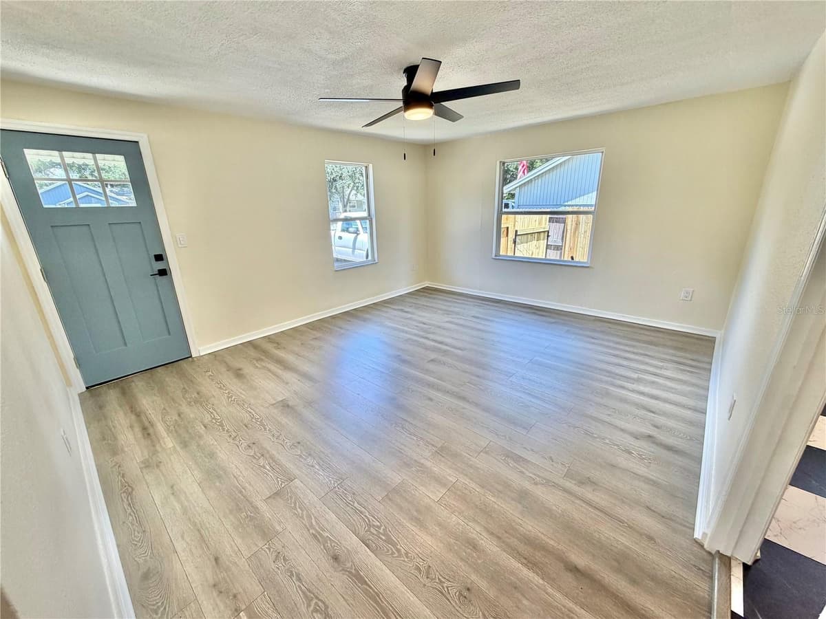 3530 51ST AVENUE — photo 4 of 19