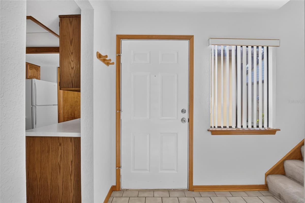 367 CASTLEWOOD LANE — photo 5 of 47