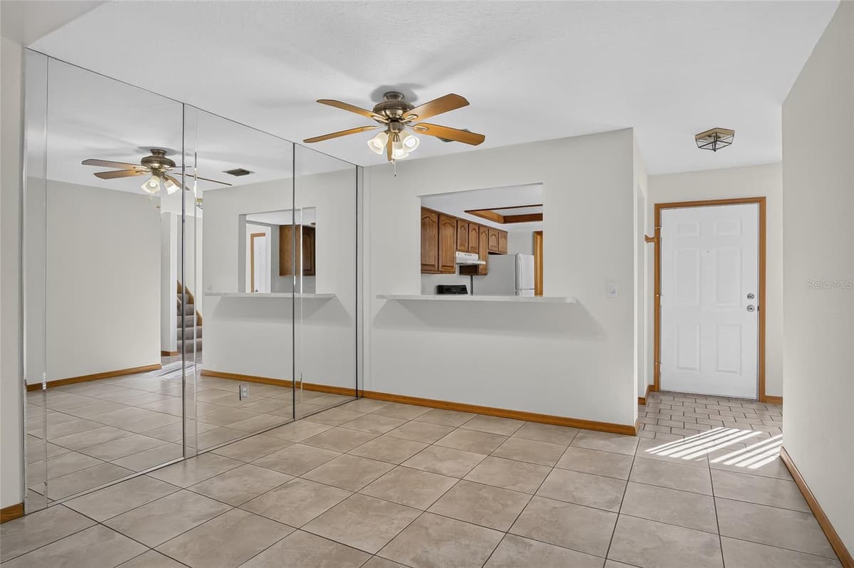 367 CASTLEWOOD LANE — photo 11 of 47