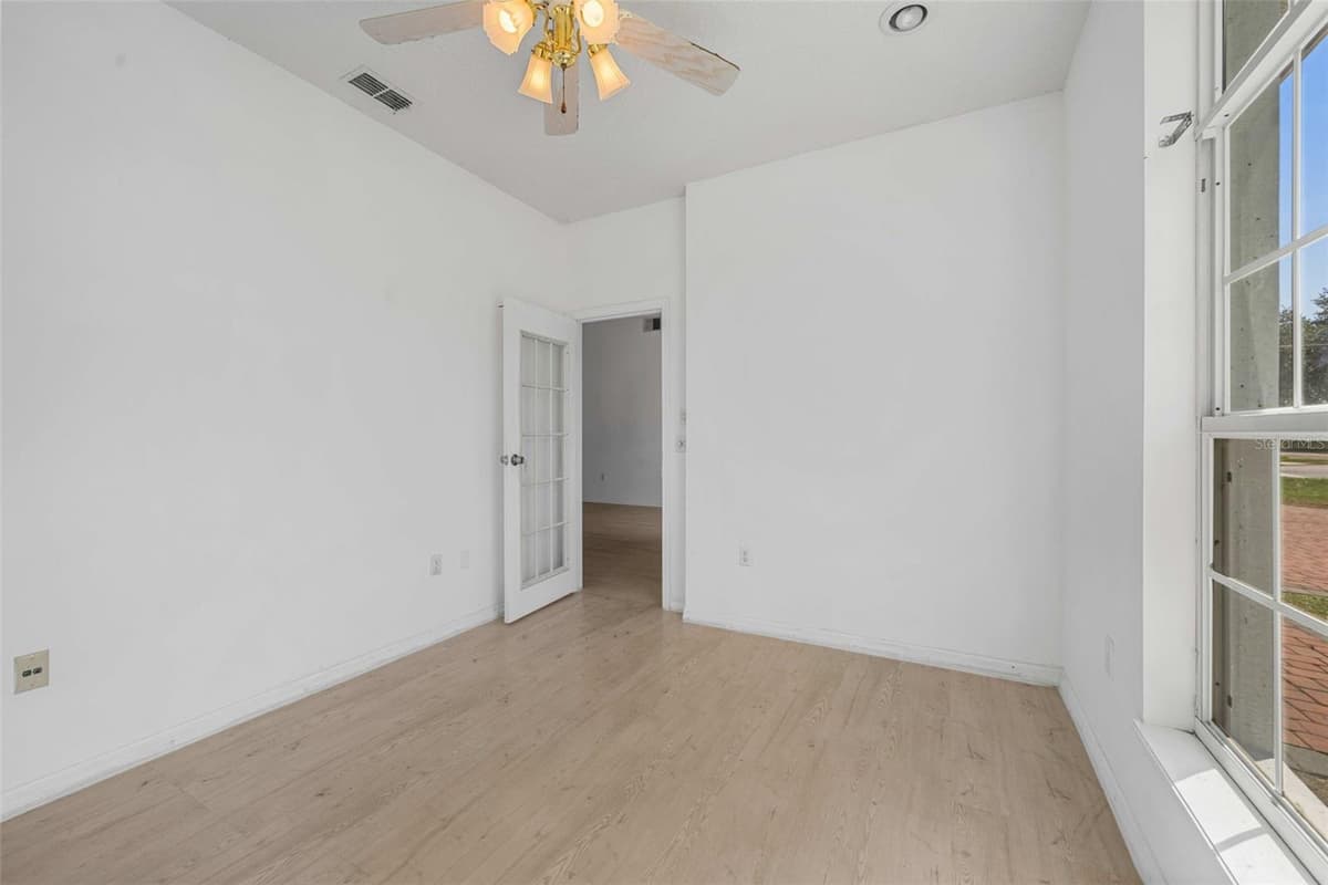 14325 LAKE PRICE DRIVE — photo 21 of 41